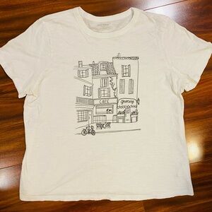 Old Navy White Fun  Graphic  T-Shirt Cotton size large